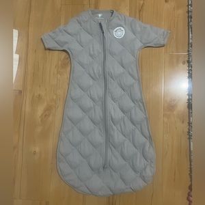 Dreamland Baby Weighted Transition Swaddle- Gray